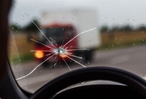 Blogs 5 Chipped car windshield damage